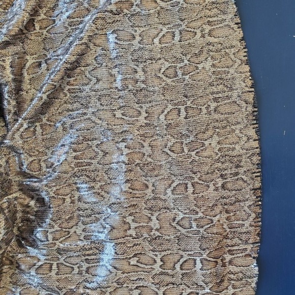 Zara Knit snakeskin metallic skirt - Picture 9 of 10